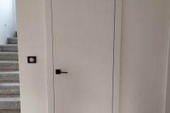 dveře bílé bezfalcové s drážkou (5)